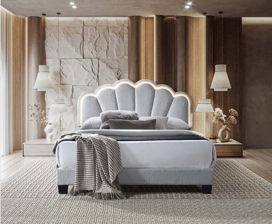 Queen Bed -8742