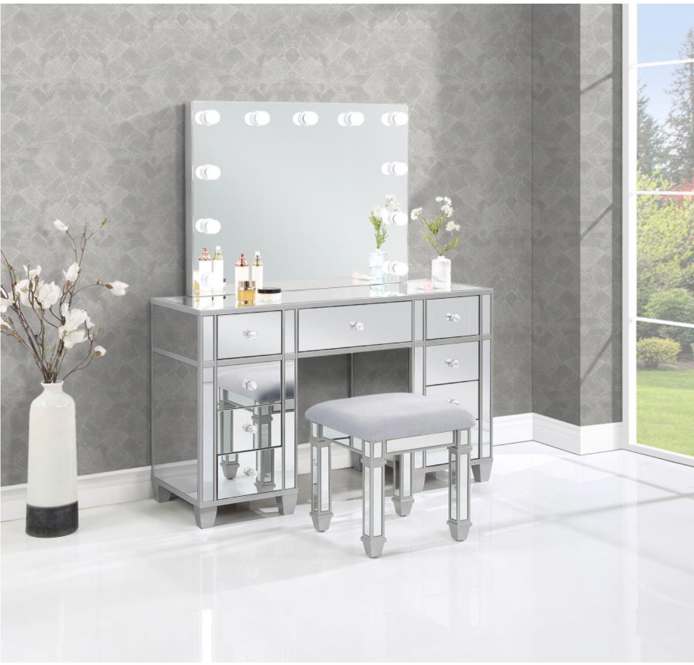 930242 -Allora 9-drawer Vanity Set with Lighting Metallic Silver
